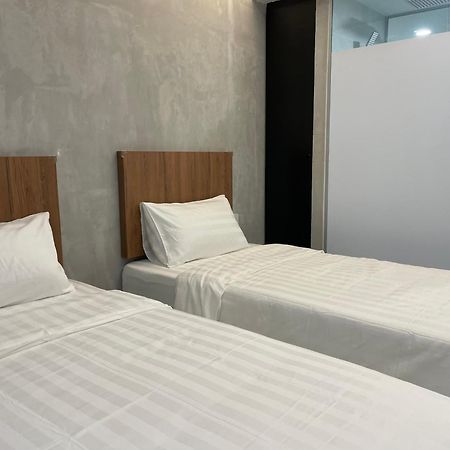 Hpy Hotel ايبوه المظهر الخارجي الصورة