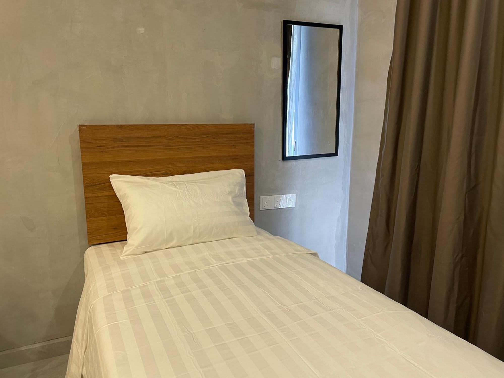 Hpy Hotel ايبوه المظهر الخارجي الصورة